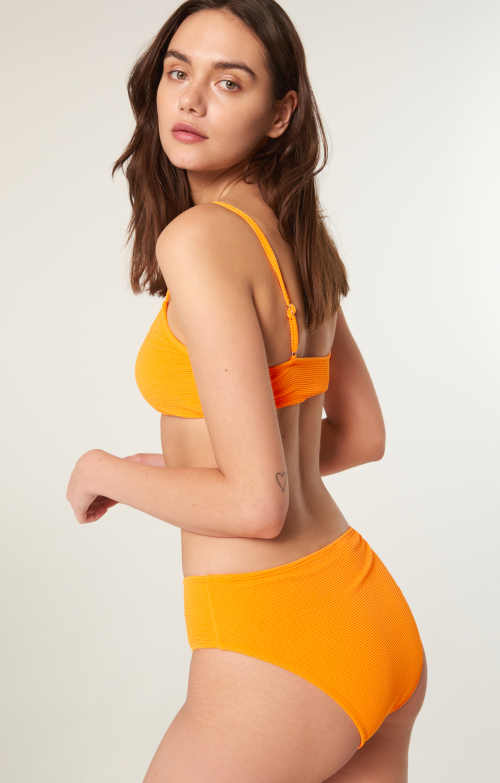 Ženski bikini u žutom dizajnu